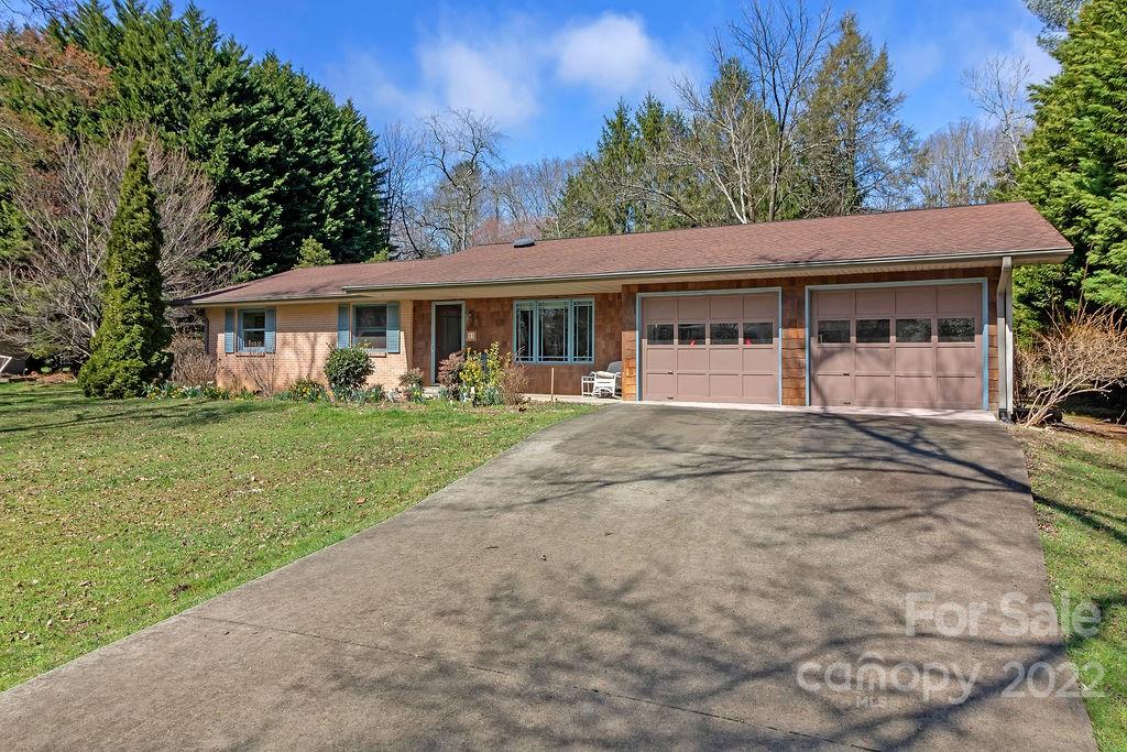 83 Oakwood Drive Brevard NC 28712