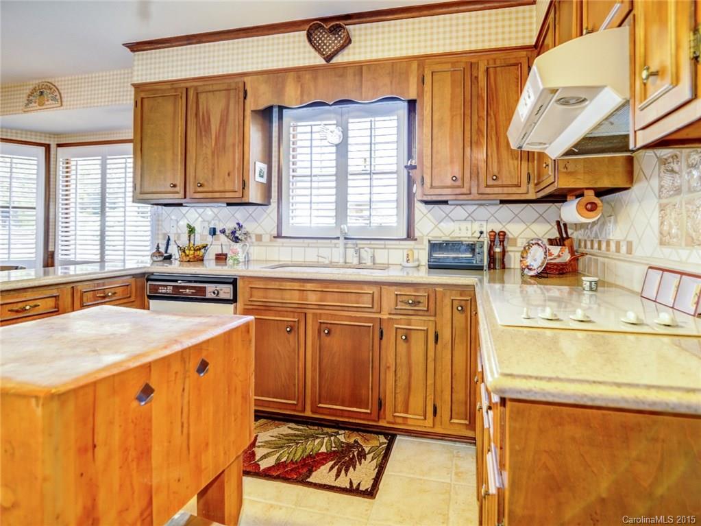 1033 Charter Place Charlotte NC 28211