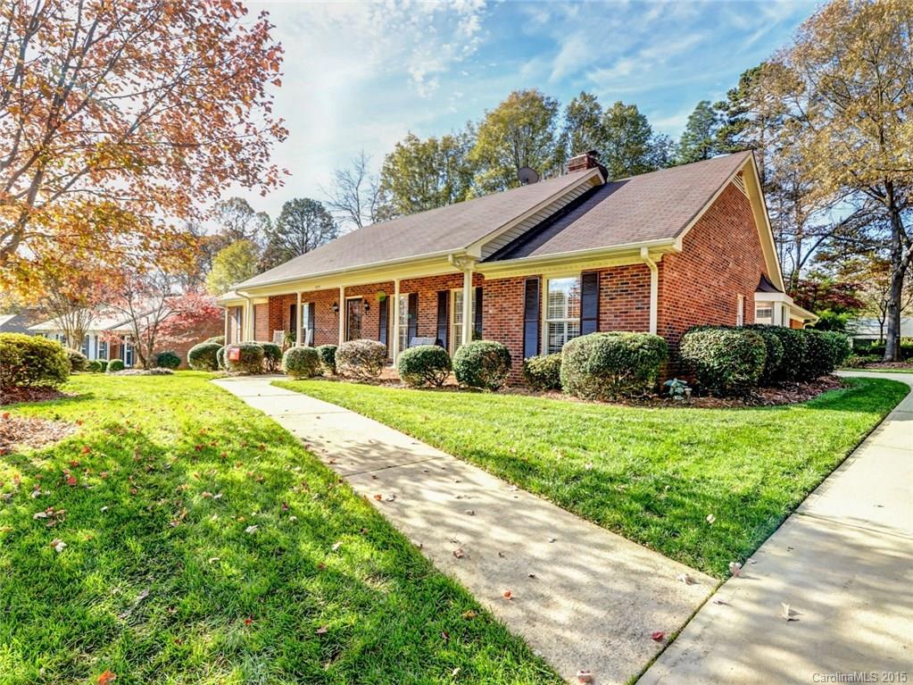 1033 Charter Place Charlotte NC 28211