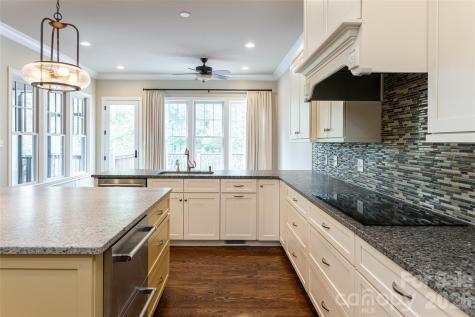 5 Cleftridge Court Asheville NC 28803