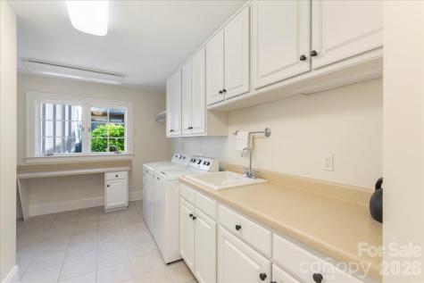 16 Hollyberry Lane Brevard NC 28712