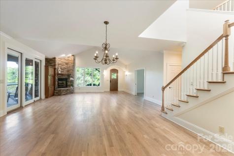 16 Hollyberry Lane Brevard NC 28712