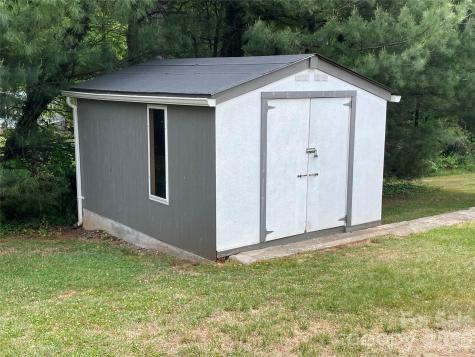 443 Pads Road Wilkesboro NC 28697