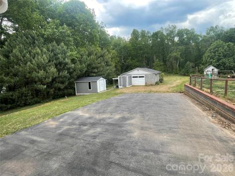 443 Pads Road Wilkesboro NC 28697