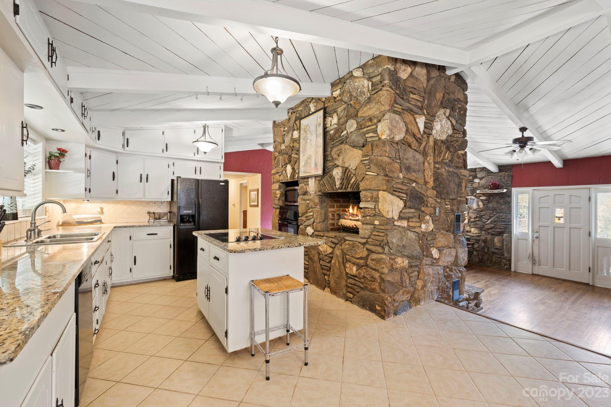 144 Dryid Hill Road Swannanoa NC 28778
