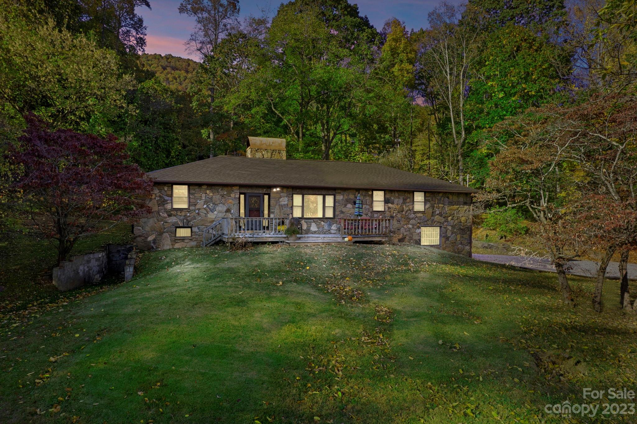 144 Dryid Hill Road Swannanoa NC 28778