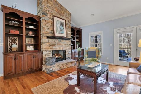 180 Notlvsi Court Brevard NC 28712