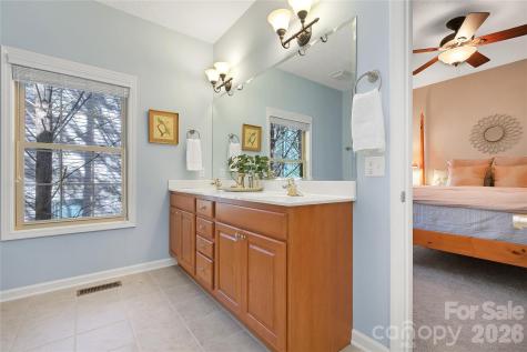 180 Notlvsi Court Brevard NC 28712