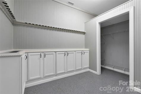 180 Notlvsi Court Brevard NC 28712