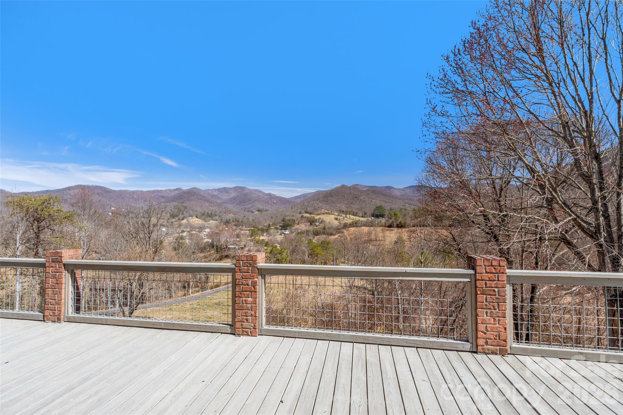 126 Hillcrest Drive Barnardsville NC 28709