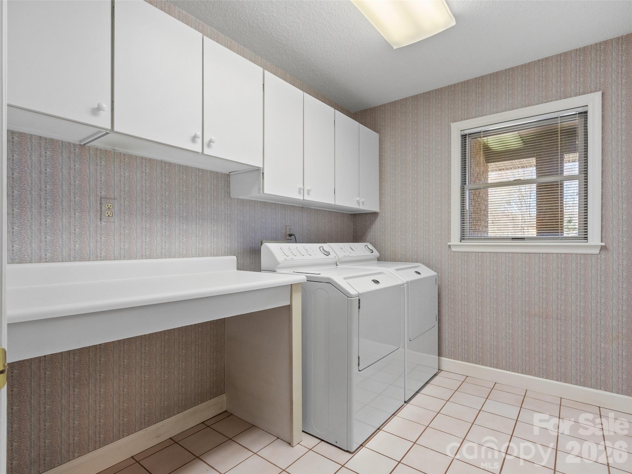 126 Hillcrest Drive Barnardsville NC 28709