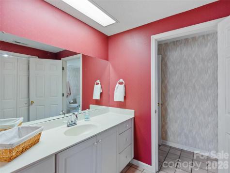 126 Hillcrest Drive Barnardsville NC 28709