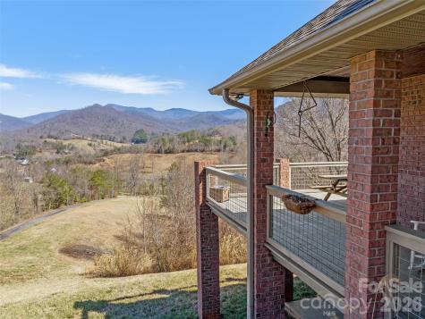 126 Hillcrest Drive Barnardsville NC 28709