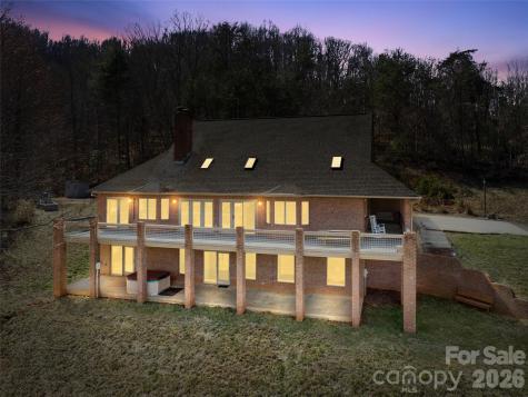 126 Hillcrest Drive Barnardsville NC 28709