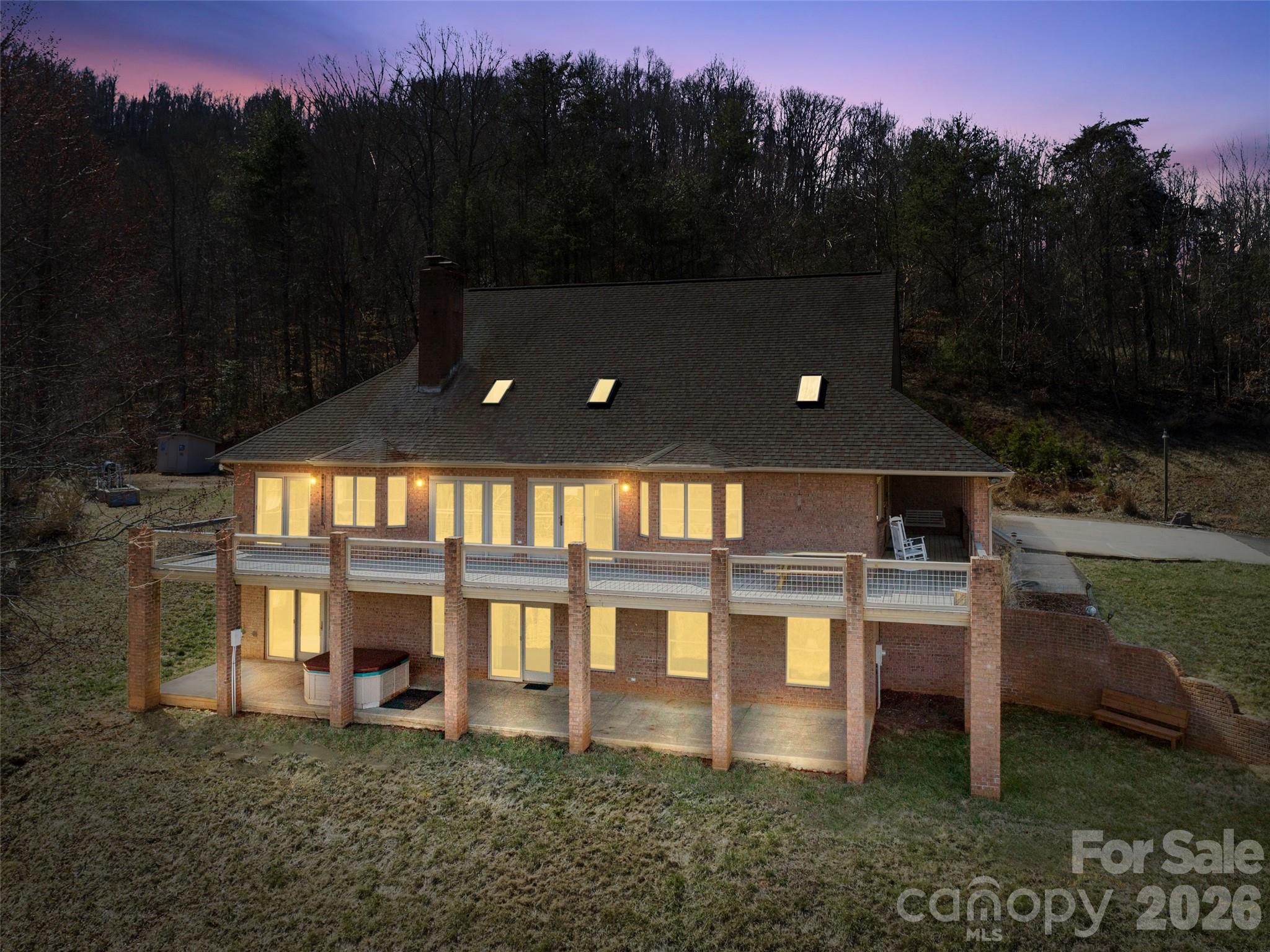 126 Hillcrest Drive Barnardsville NC 28709