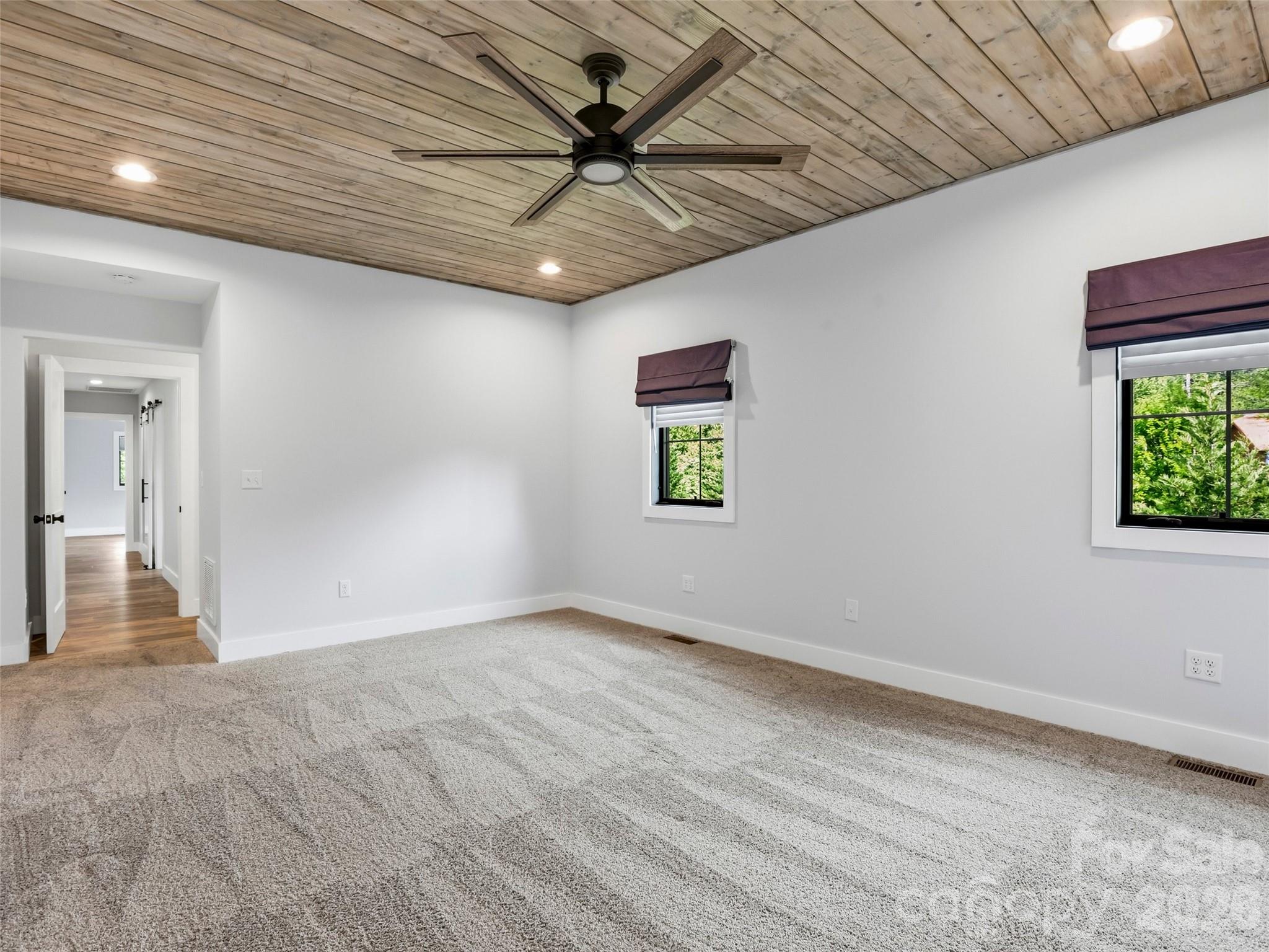 1797 N Main Street Hendersonville NC 28792