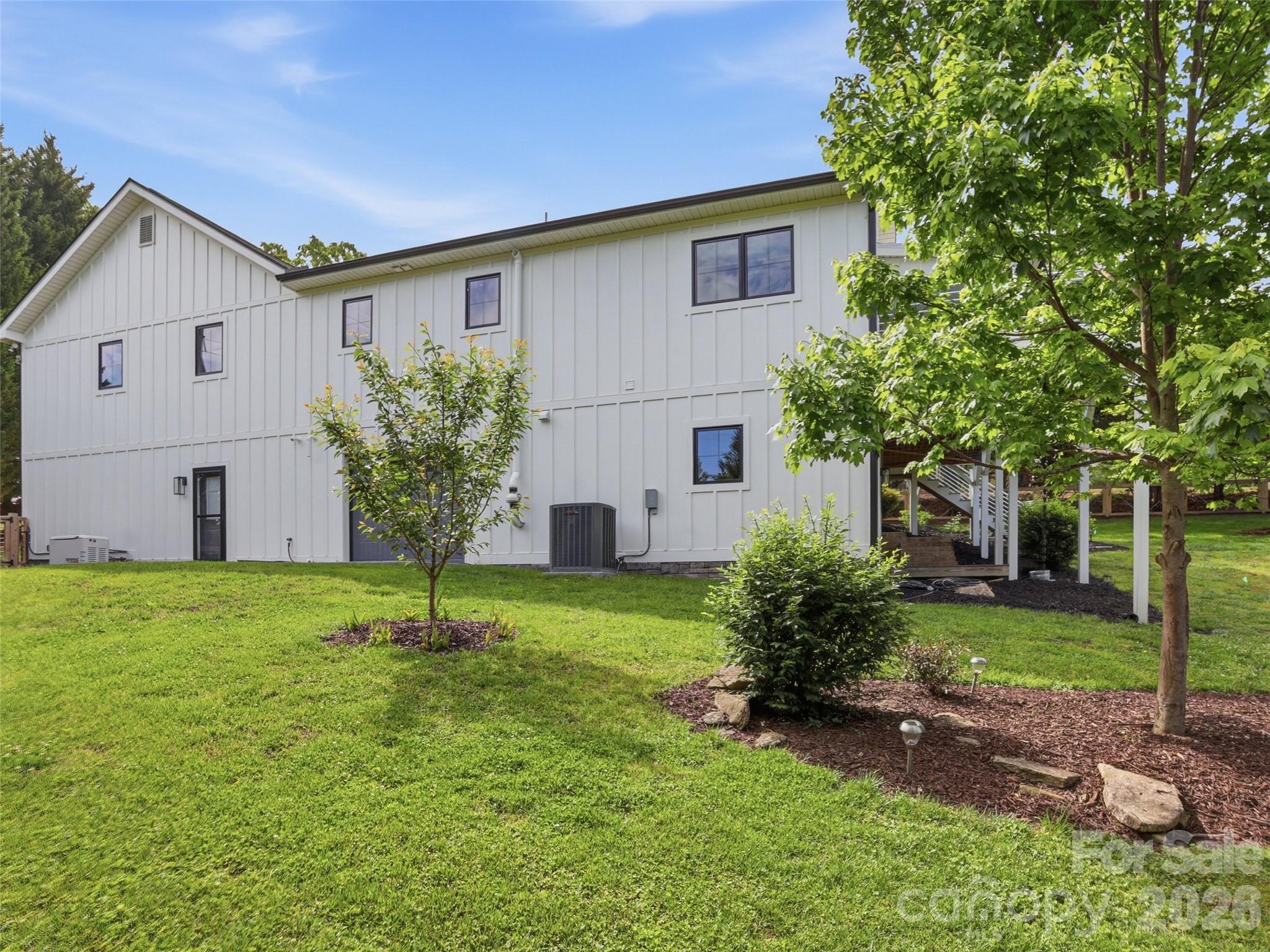 1797 N Main Street Hendersonville NC 28792