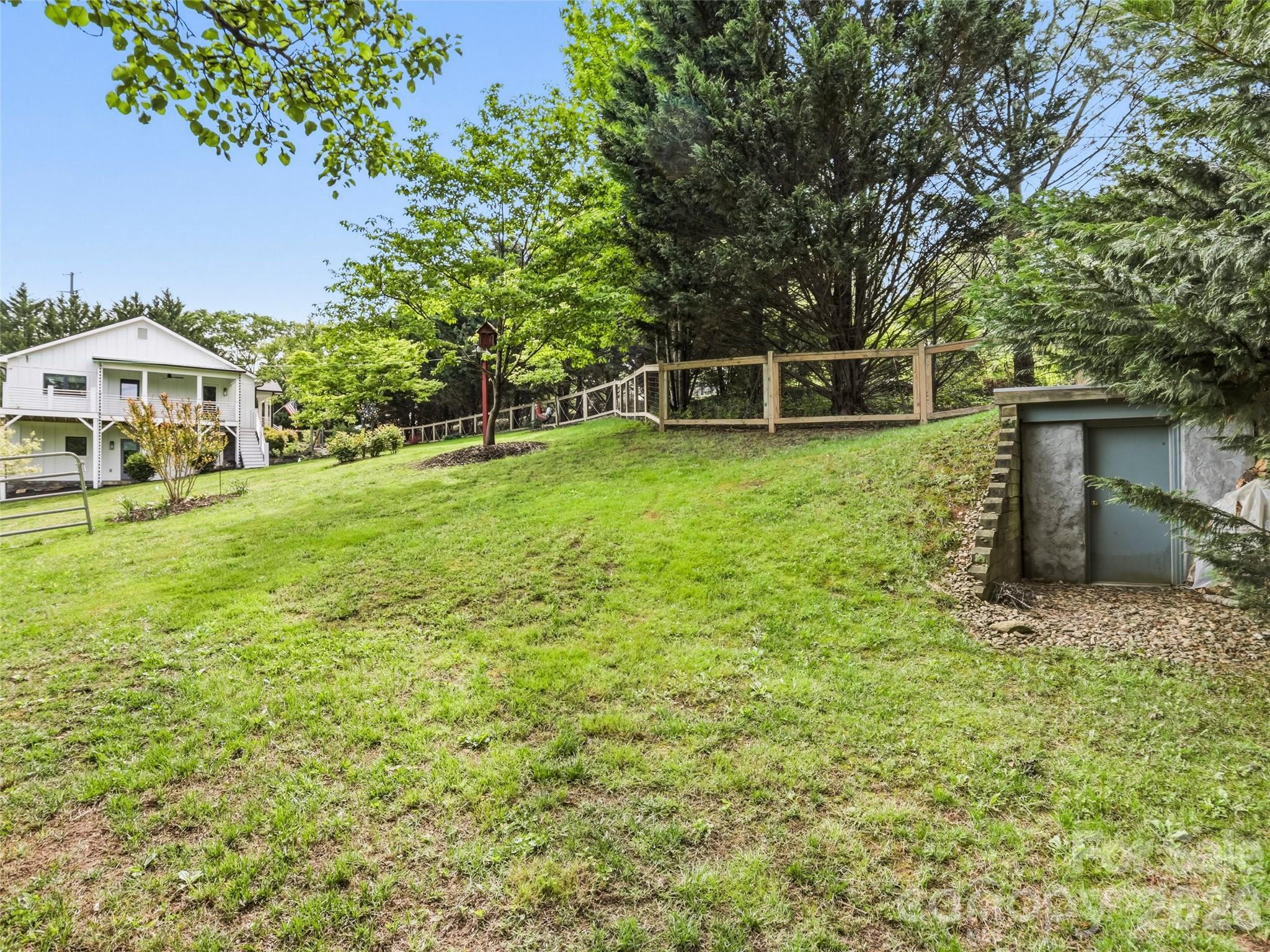 1797 N Main Street Hendersonville NC 28792