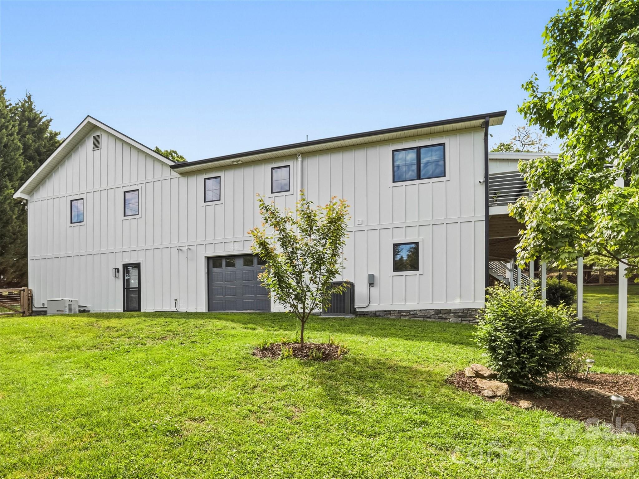 1797 N Main Street Hendersonville NC 28792