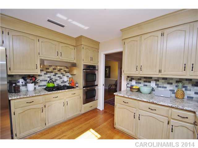 3417 Foxridge Road Charlotte NC 28226