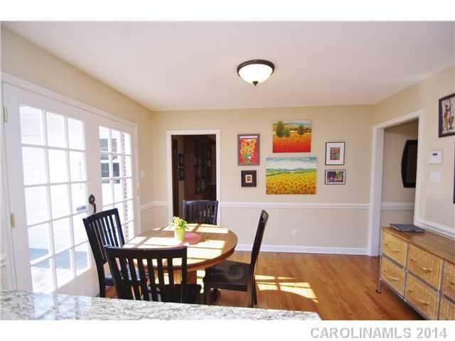 3417 Foxridge Road Charlotte NC 28226