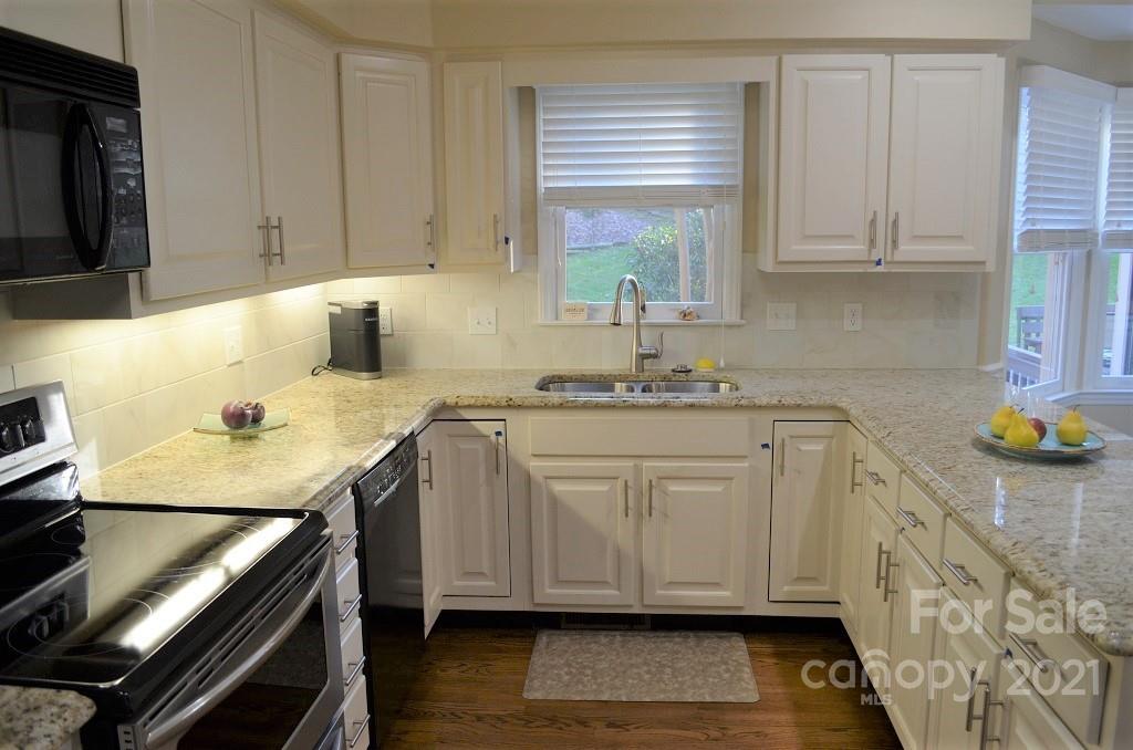 3923 Windwood Circle Charlotte NC 28226
