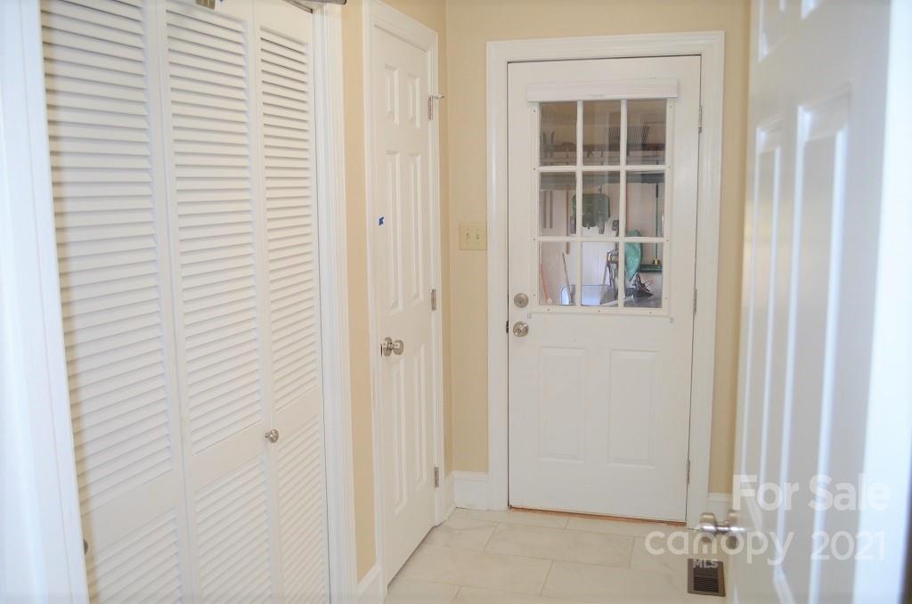 3923 Windwood Circle Charlotte NC 28226