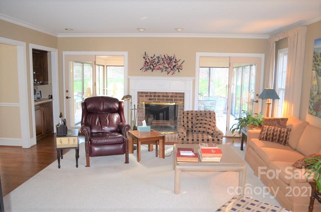 3923 Windwood Circle Charlotte NC 28226