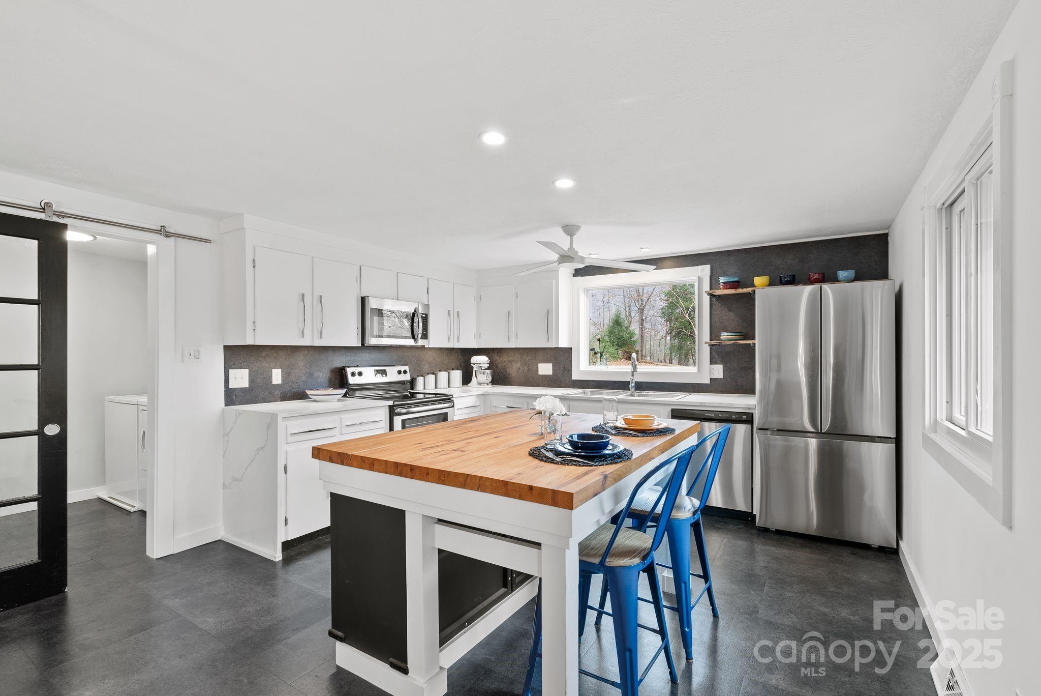 40 Mintz Lane Swannanoa NC 28778