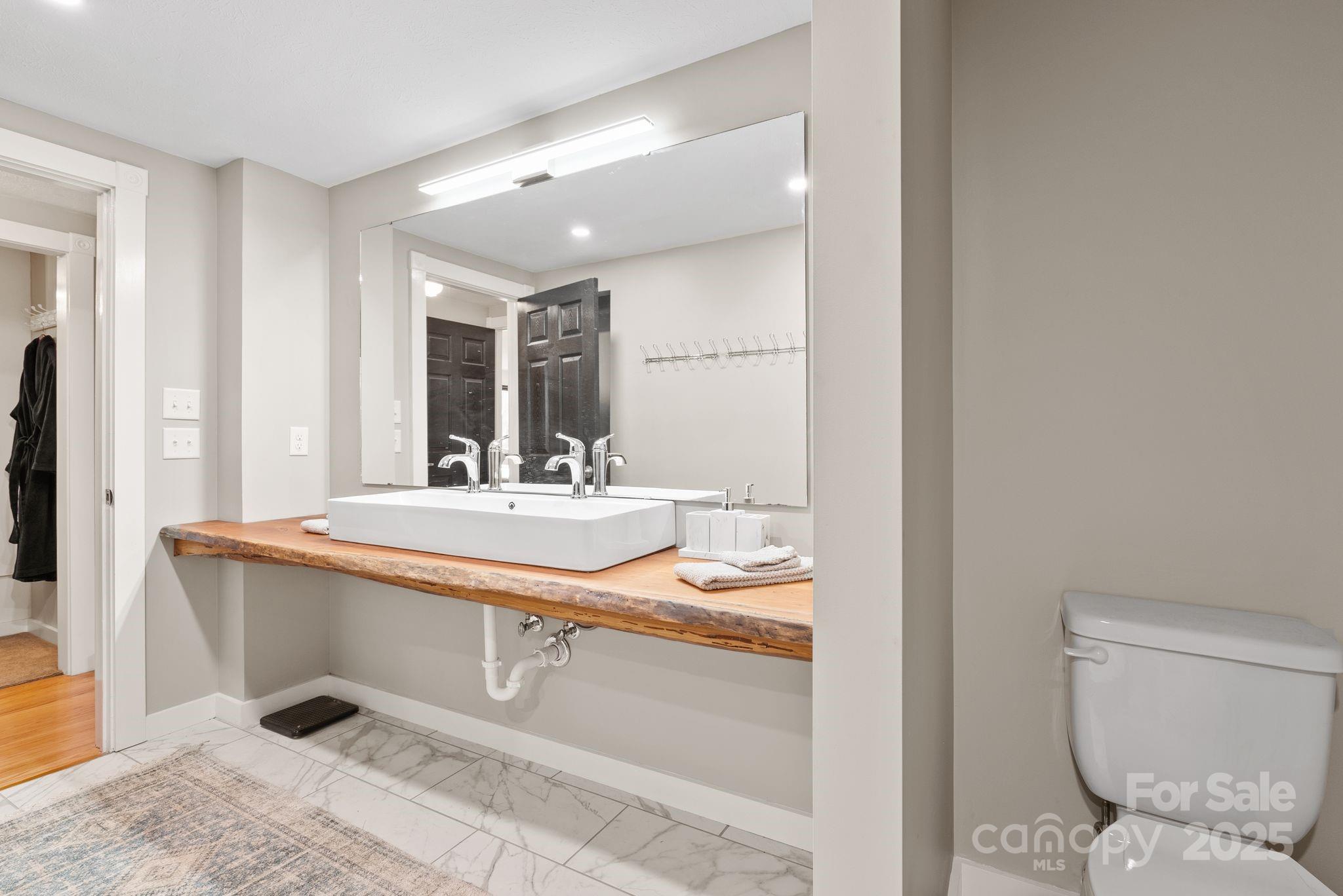 40 Mintz Lane Swannanoa NC 28778