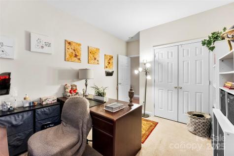 8619 Delamere Lane Charlotte NC 28269