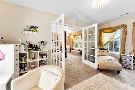 8619 Delamere Lane Charlotte NC 28269