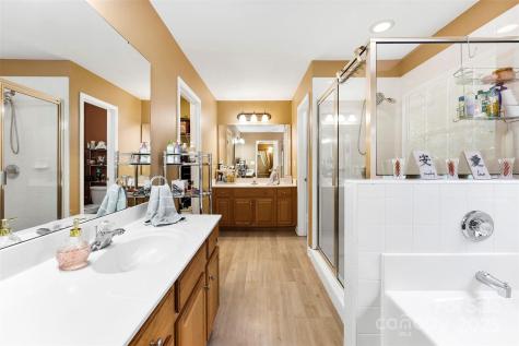 8619 Delamere Lane Charlotte NC 28269