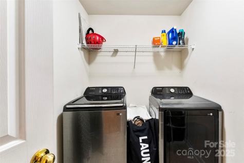 8619 Delamere Lane Charlotte NC 28269