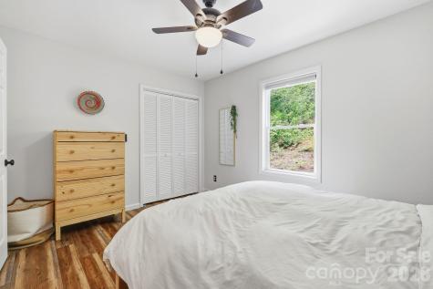 302 Rich Mountain Road Flat Rock NC 28731