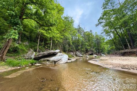 302 Rich Mountain Road Flat Rock NC 28731