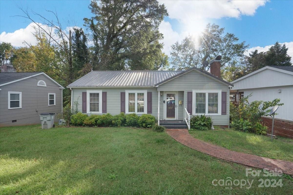237 Sharon Avenue NW Lenoir NC 28645