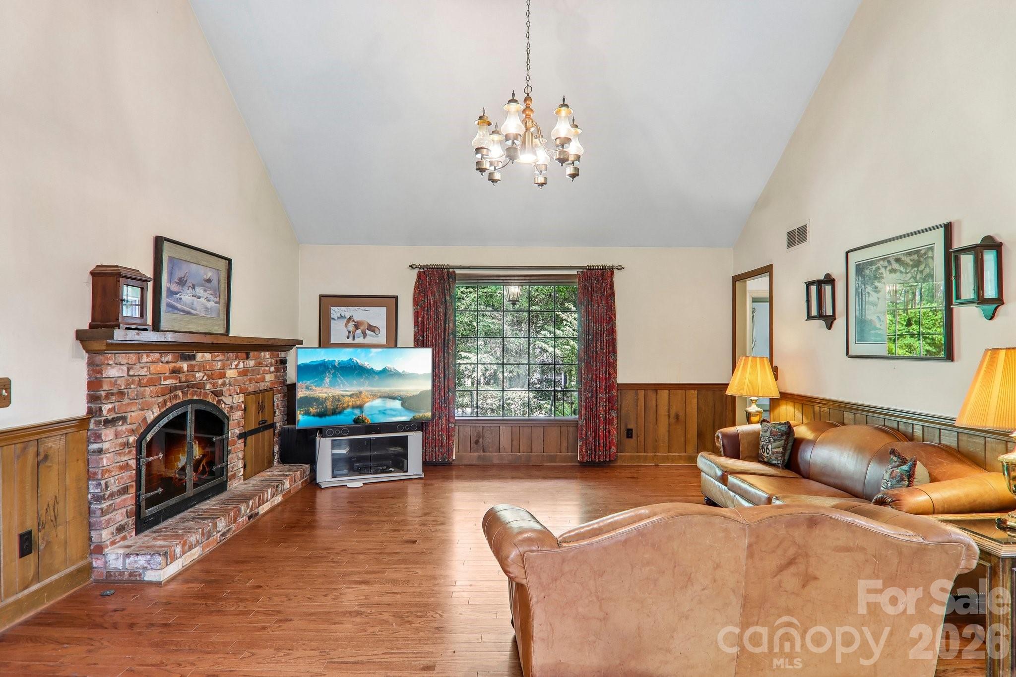 104 Finley Street Hendersonville NC 28739