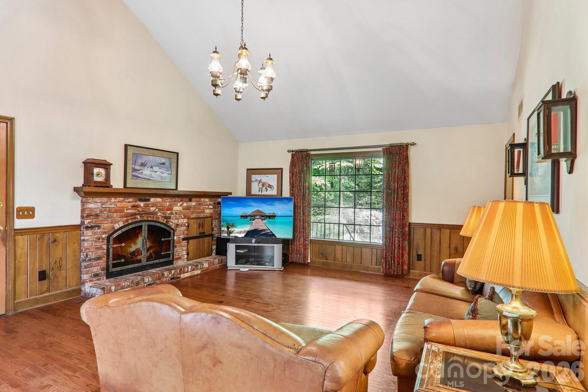 104 Finley Street Hendersonville NC 28739