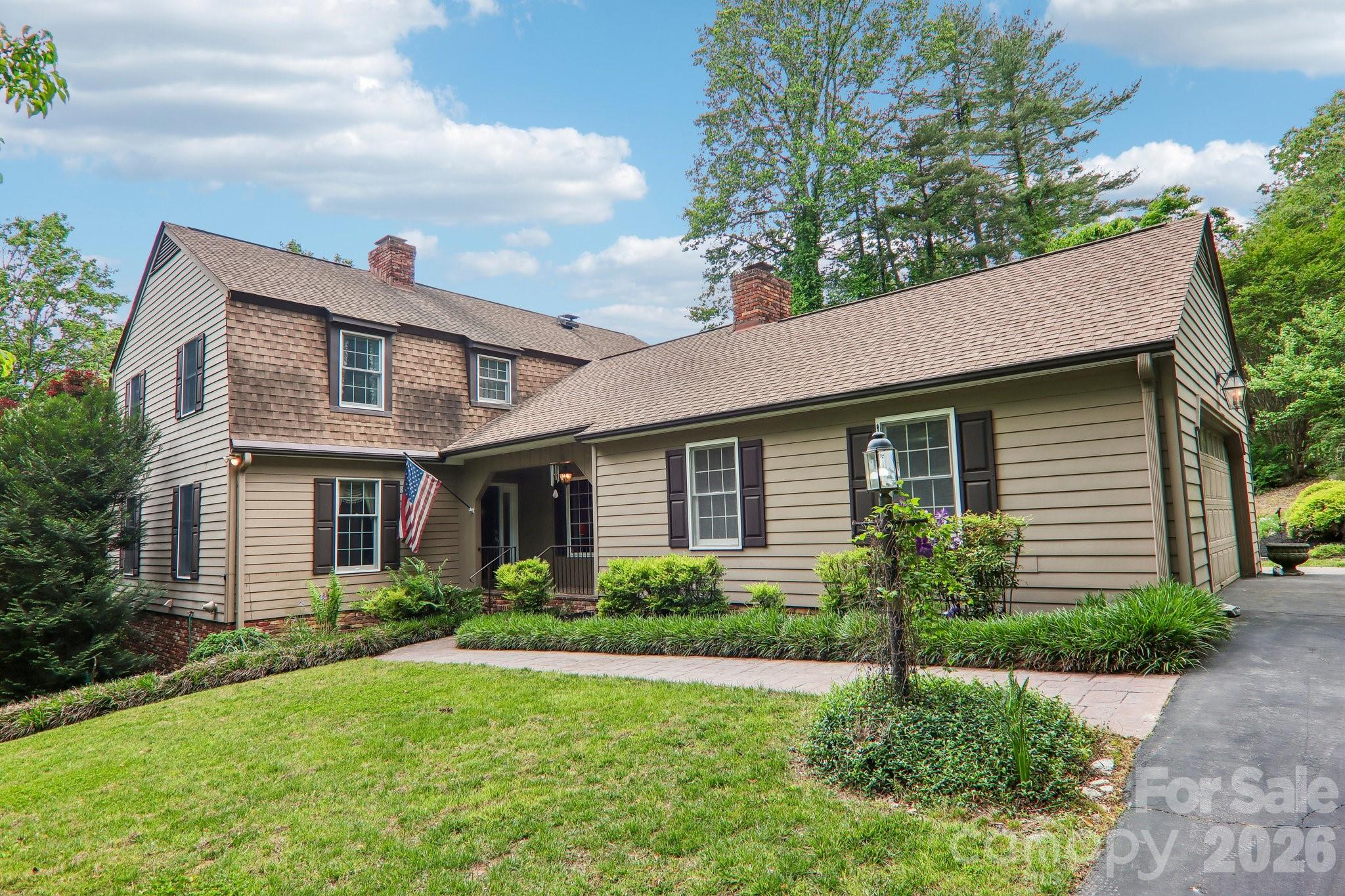 104 Finley Street Hendersonville NC 28739