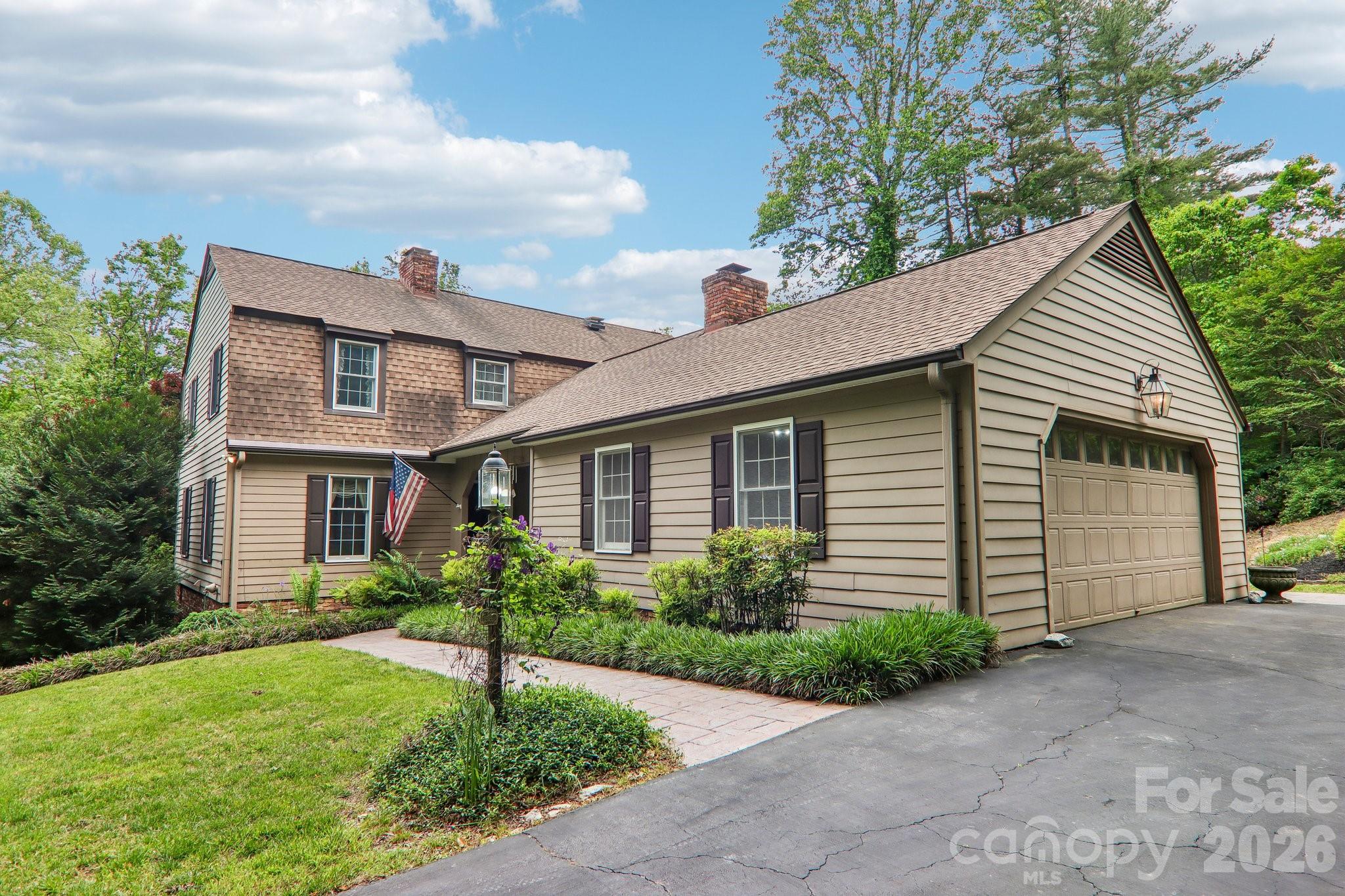 104 Finley Street Hendersonville NC 28739