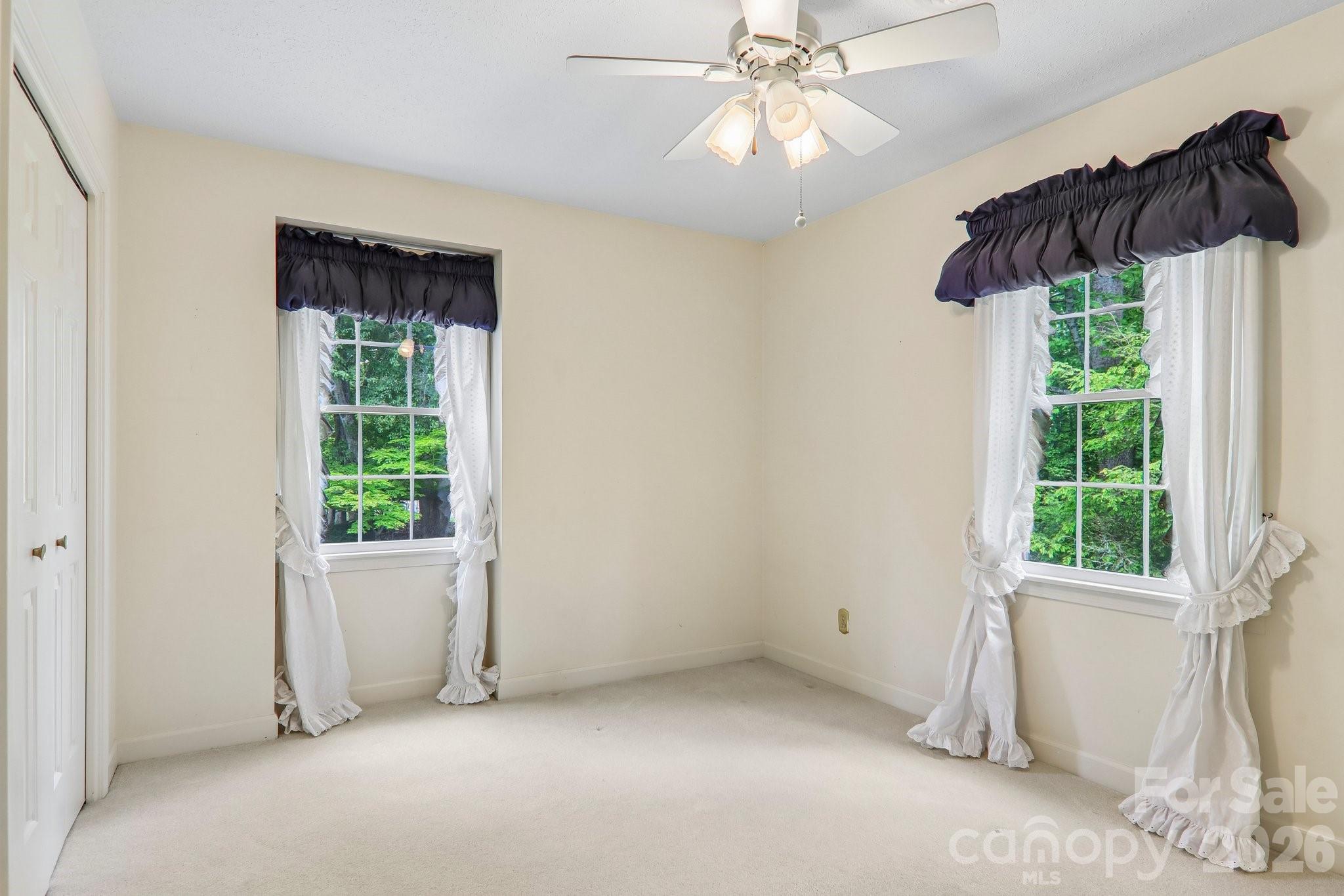 104 Finley Street Hendersonville NC 28739