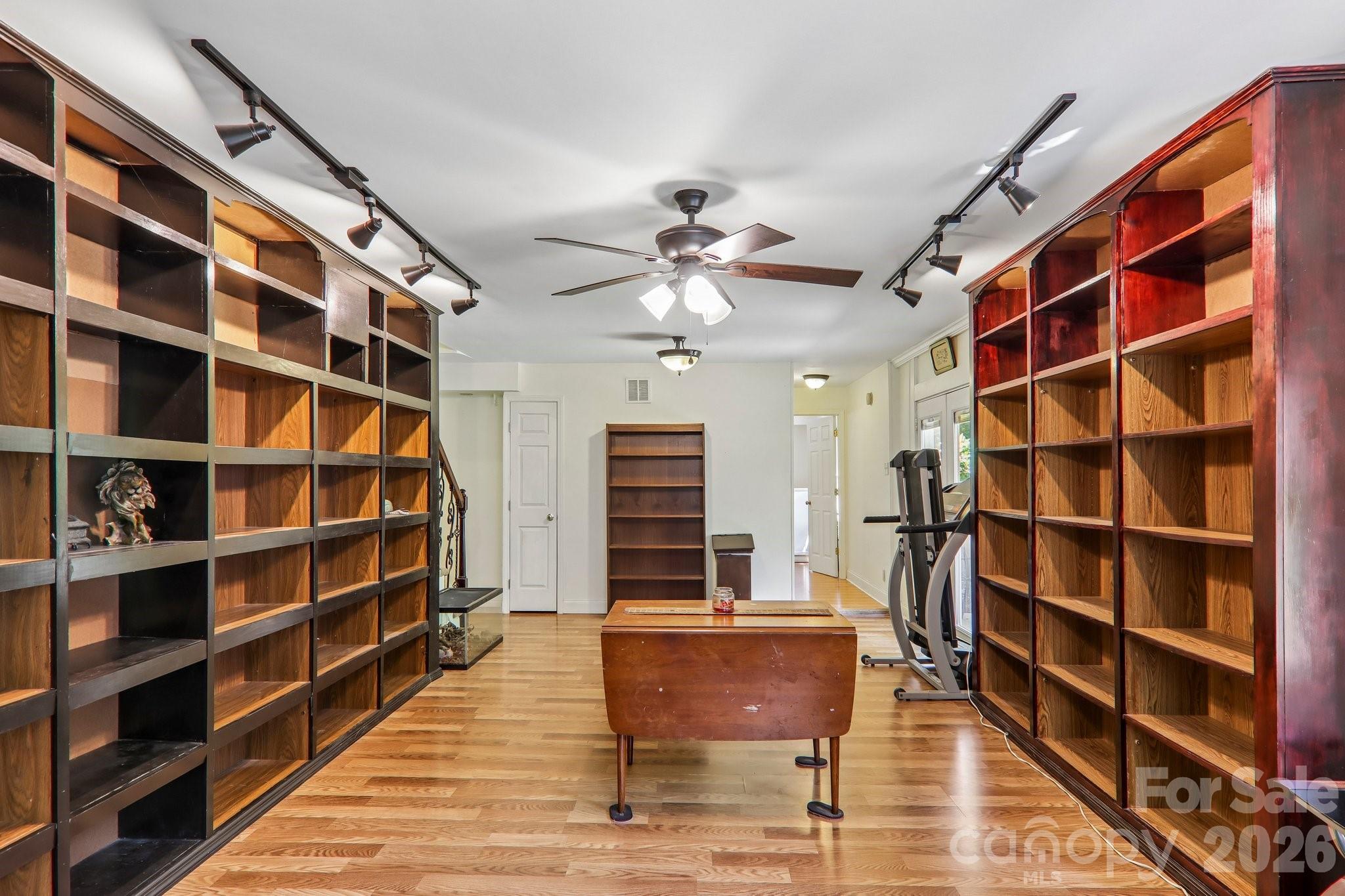 104 Finley Street Hendersonville NC 28739