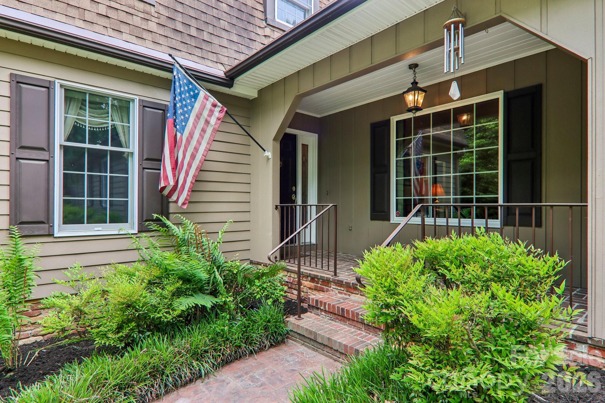 104 Finley Street Hendersonville NC 28739