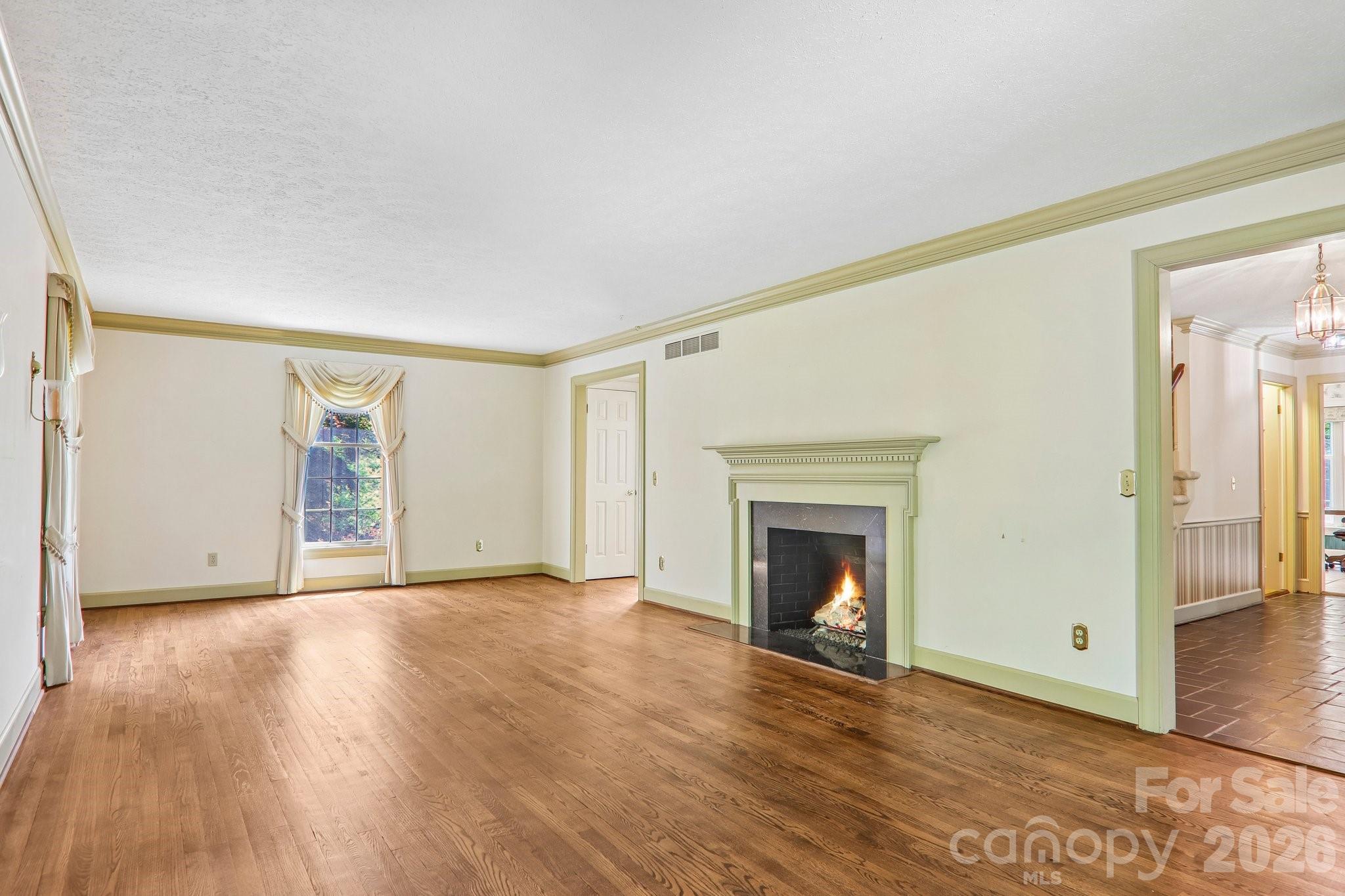 104 Finley Street Hendersonville NC 28739