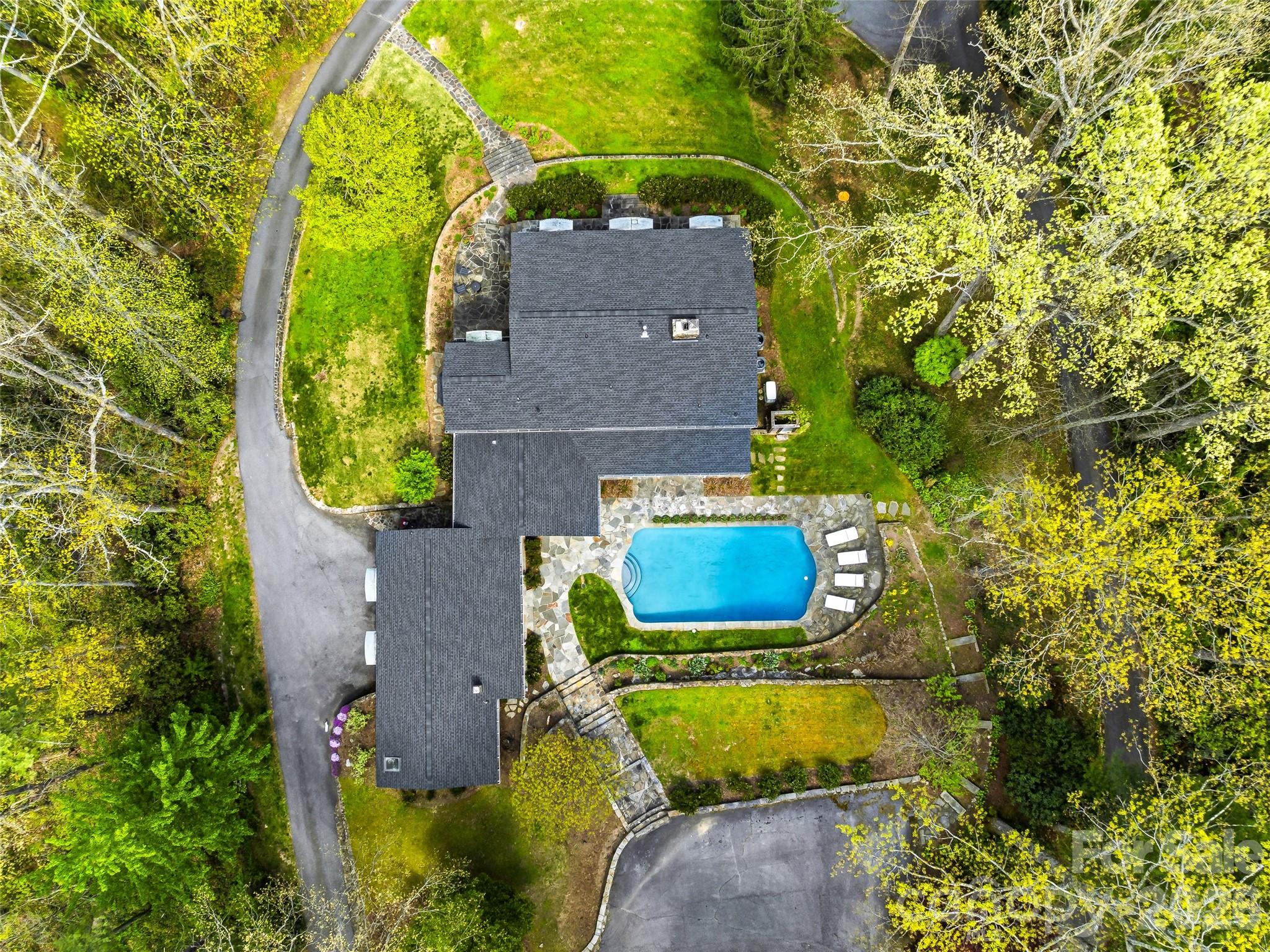 10 Kalimar Heights Hendersonville NC 28739