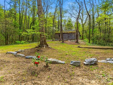 10 Kalimar Heights Hendersonville NC 28739