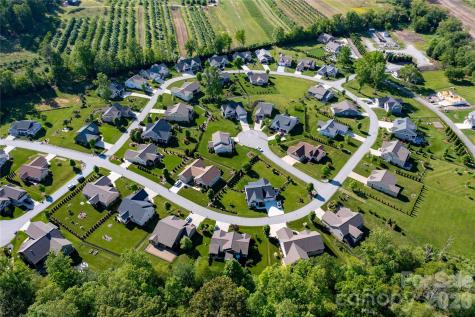 806 Blacksmith Run Drive Hendersonville NC 28792