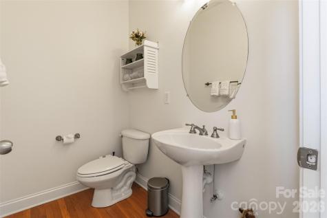 17808 Durrango Court Charlotte NC 28278