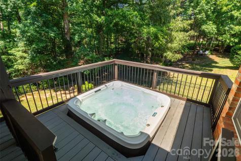 17808 Durrango Court Charlotte NC 28278